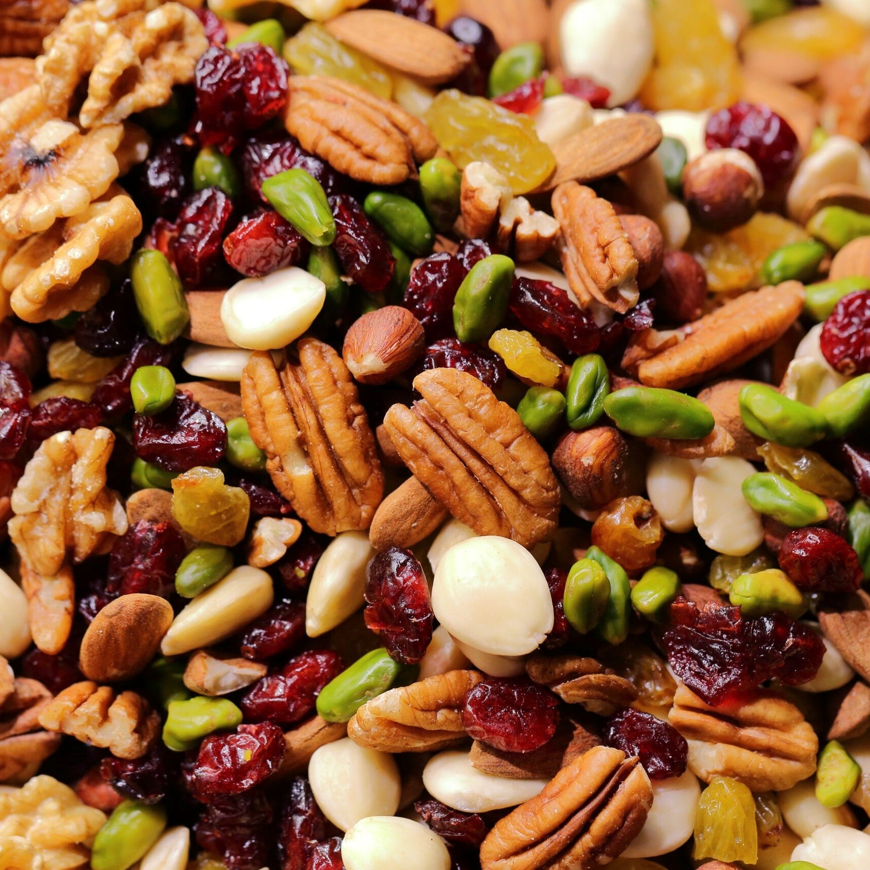 How To Make Healthy Trail Mixes